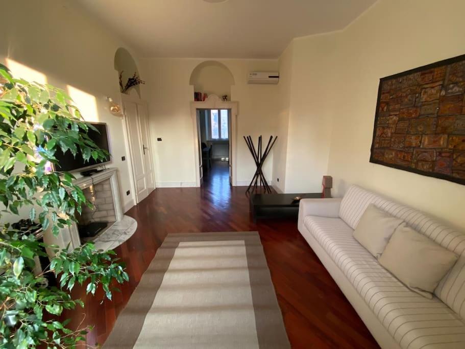 Casa Delle 5 Giornate Di Milano Apartment Exterior photo